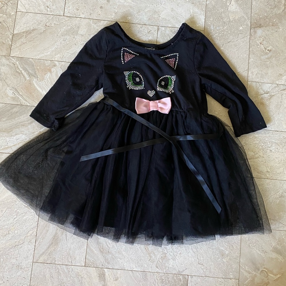 This dress is the cat’s meow!
